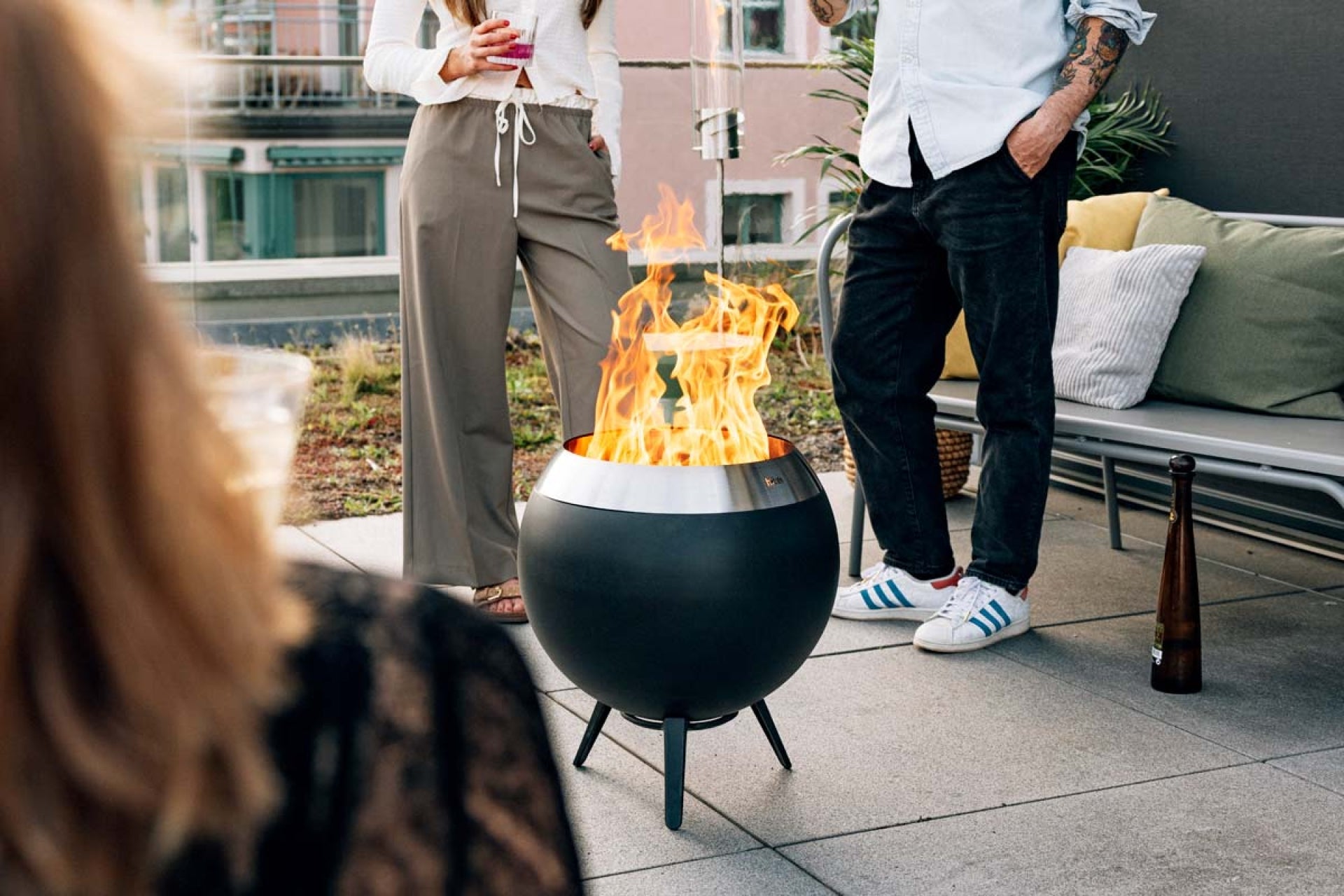 Höfats Moon 45 feuerschale mit niedrigem Fuß