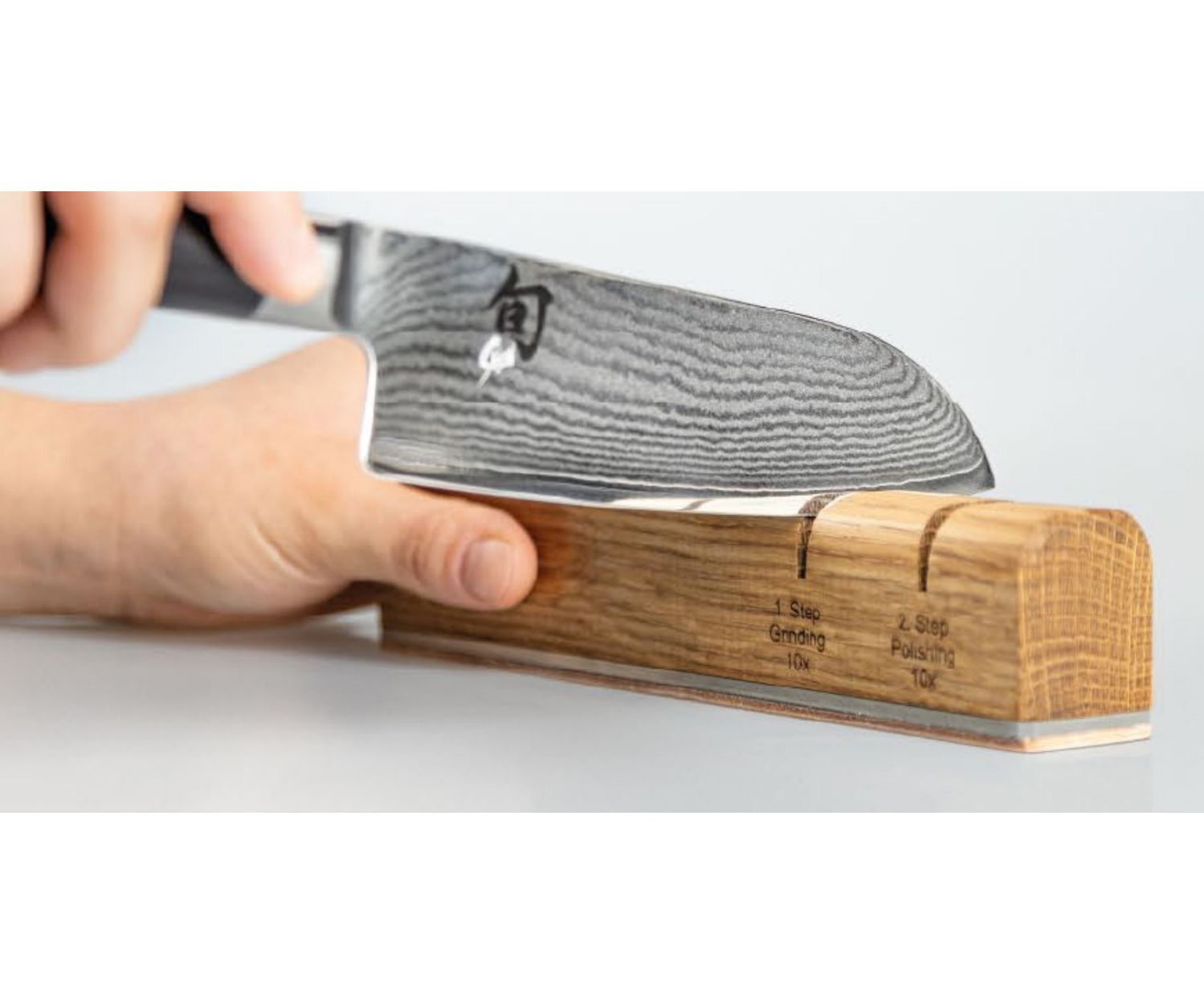 KAI - NEW EDGE Schärfsystem mit Japanischen Schleifsteinen in Eiche- Swiss Made