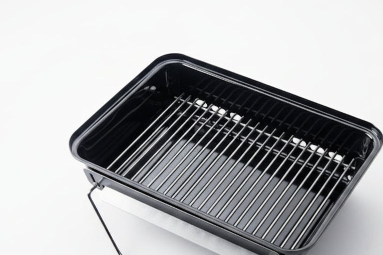WeberGo-AnywhereHolzkohlegrill Ansicht von oben ohne deckel, direkt auf den Grillrost